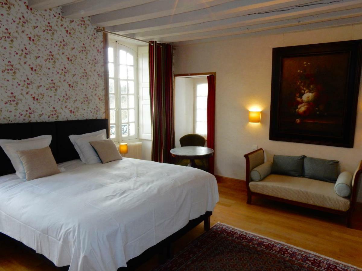Le Presbytere Du Vigneau Menil ภายนอก รูปภาพ